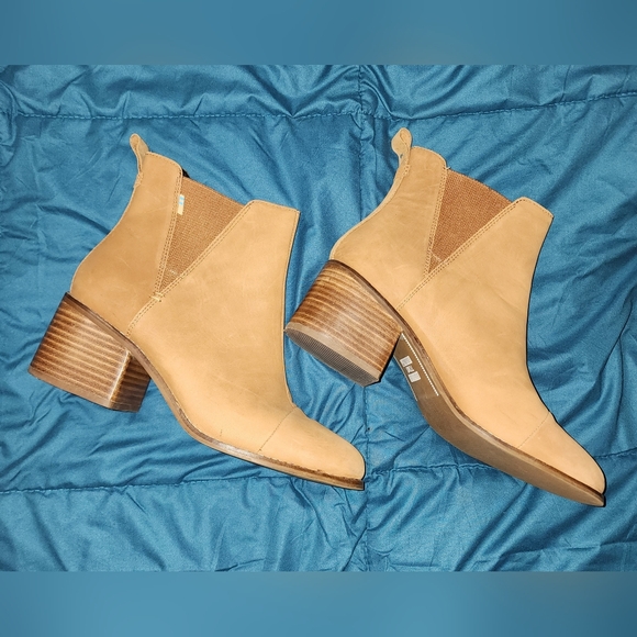 TOMS sz 10 Women's Esme Tan Slouch Boots - Picture 6 of 10